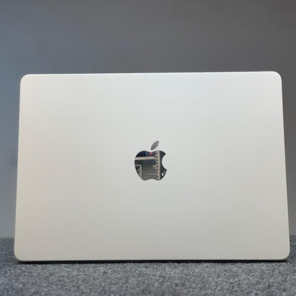MacBook Air M4 16/256 Pre owned || Cycle 10-100 BH 95+