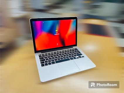 MacBook Pro 2014 13" Retina  Core i5 8 - 128 GB SSD (Upgradable)